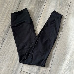 NIKE DRI FIT LEGGINGS